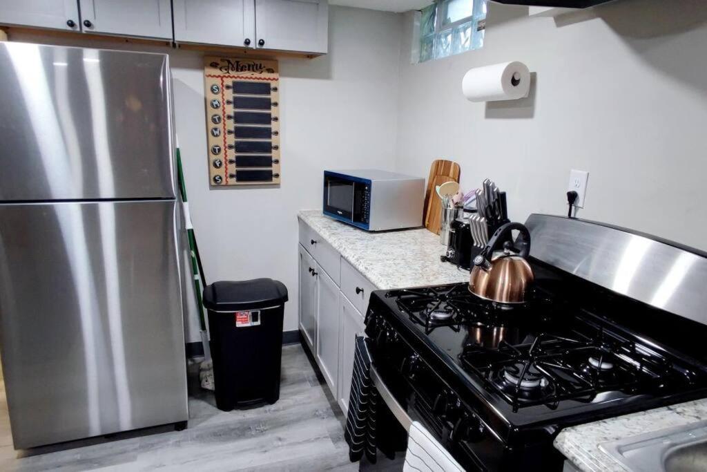 Spacious Suite Close To Downtown Indy/ King Bed Indianapolis Ngoại thất bức ảnh