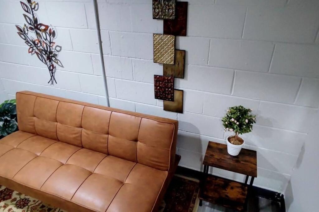 Spacious Suite Close To Downtown Indy/ King Bed Indianapolis Ngoại thất bức ảnh